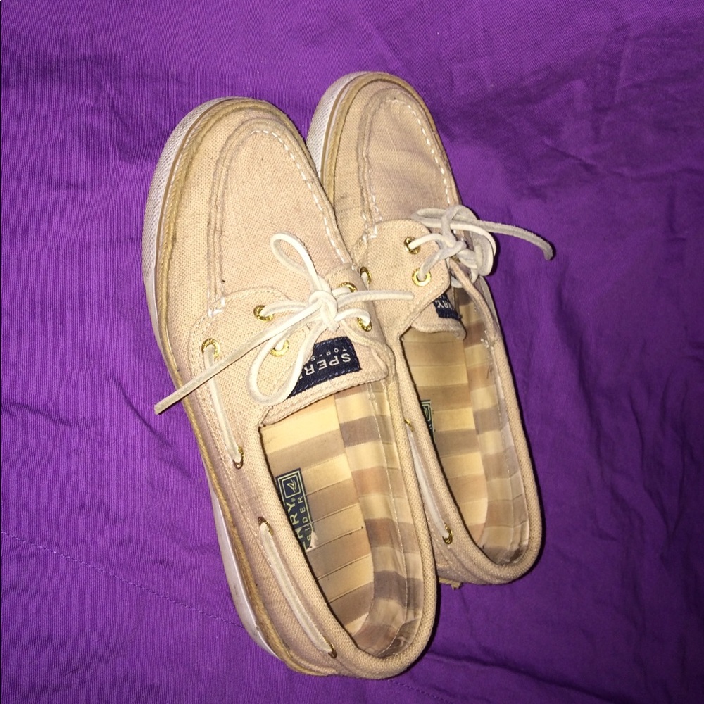 cute sperrys!