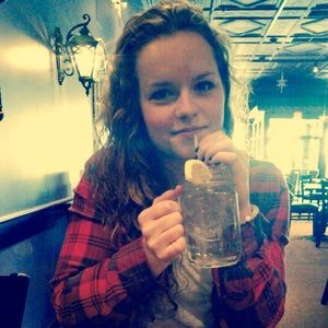 Meet your Posher, Katey