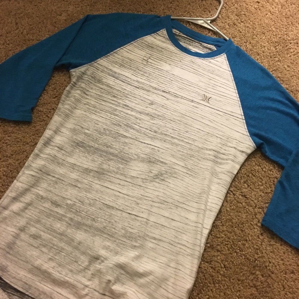 Hurley 3/4 Sleeve Shirt Size Small