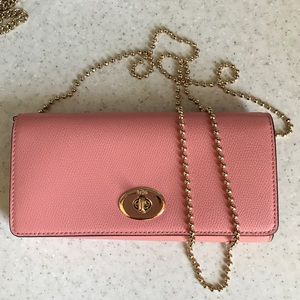 Coach slim envelope wallet on chain. Pink