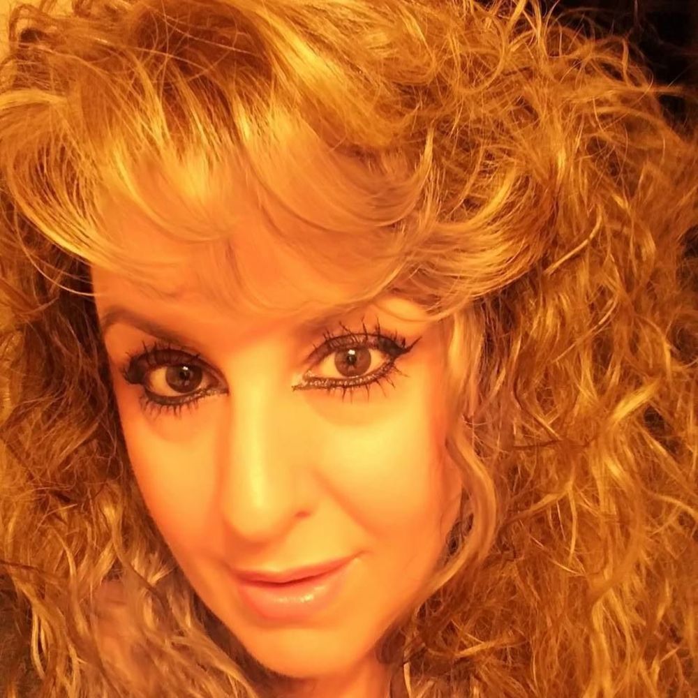 Meet your Posher, Lisa