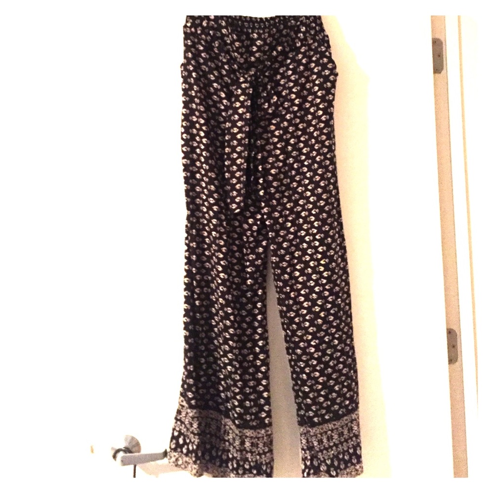 MUST HAVE palazzo pants -- never been worn!