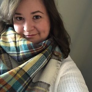 Meet your Posher, Marcy