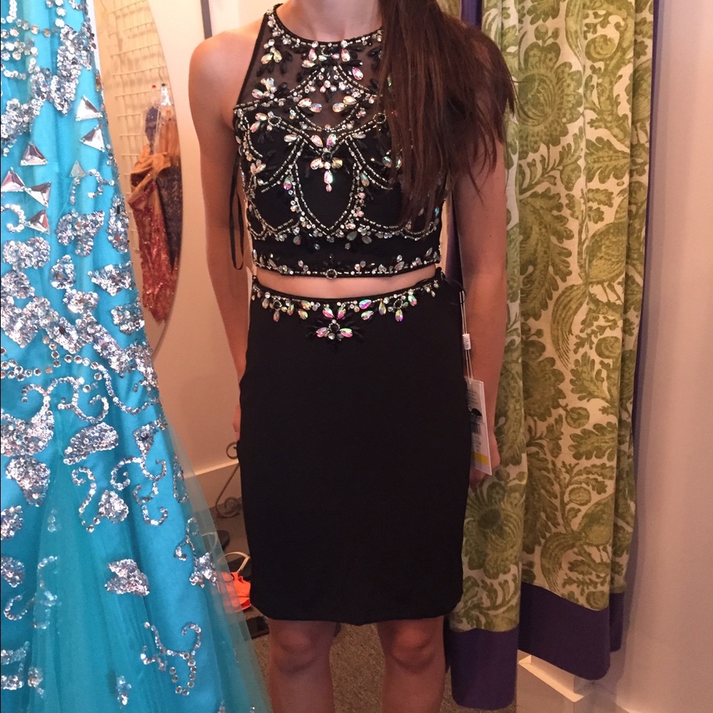 COLORS Brand black 2 piece
