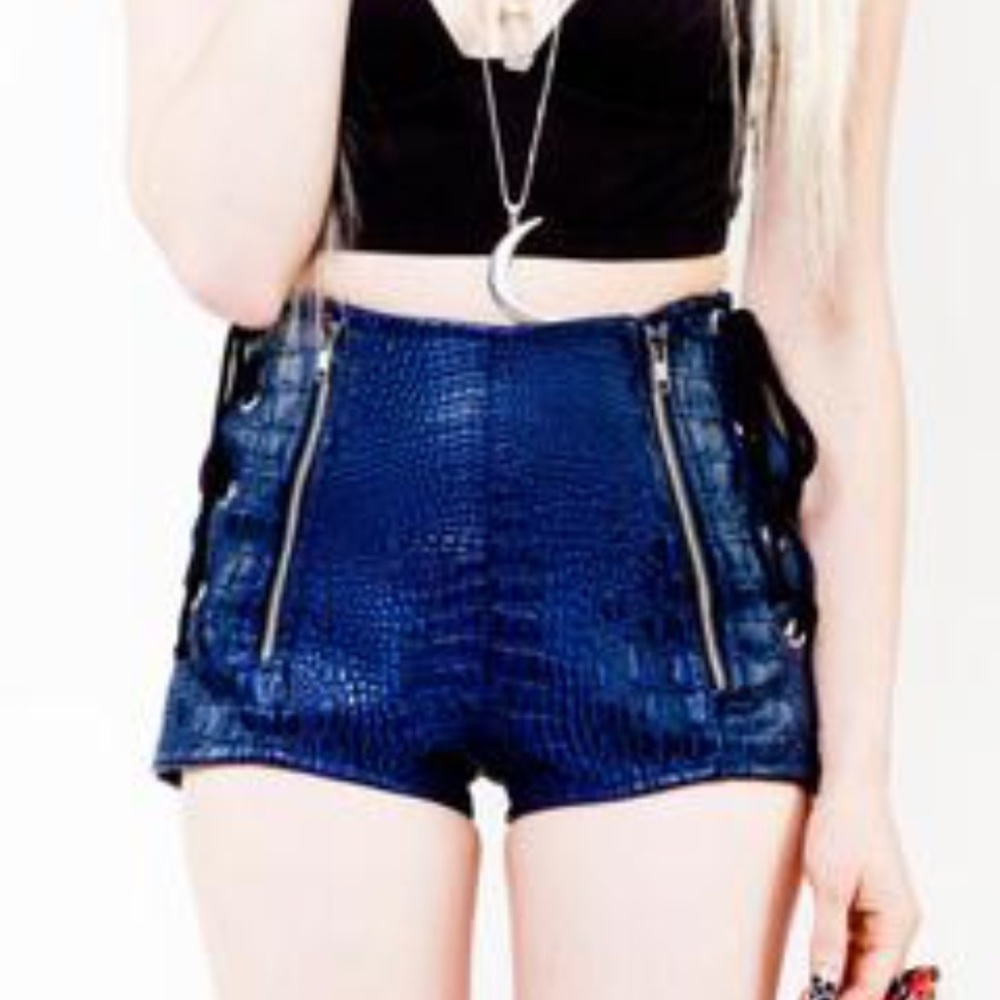 Bad Vibes Moto Shorts XS