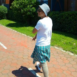 Meet your Posher, Gilad