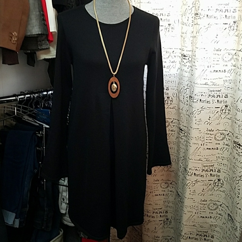 A line dress in excellent condition