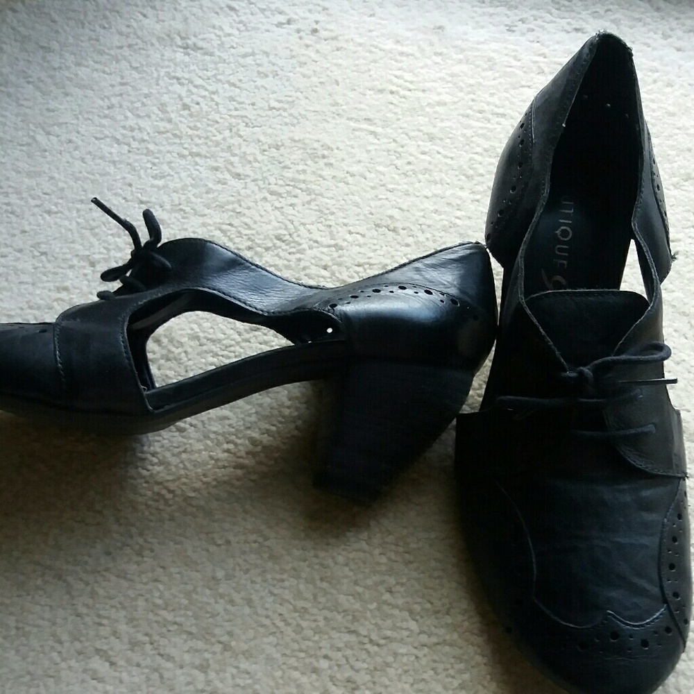 Black casual heels (but fabulous for work)