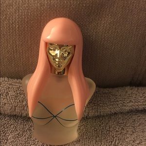 Nicki Minaj perfume