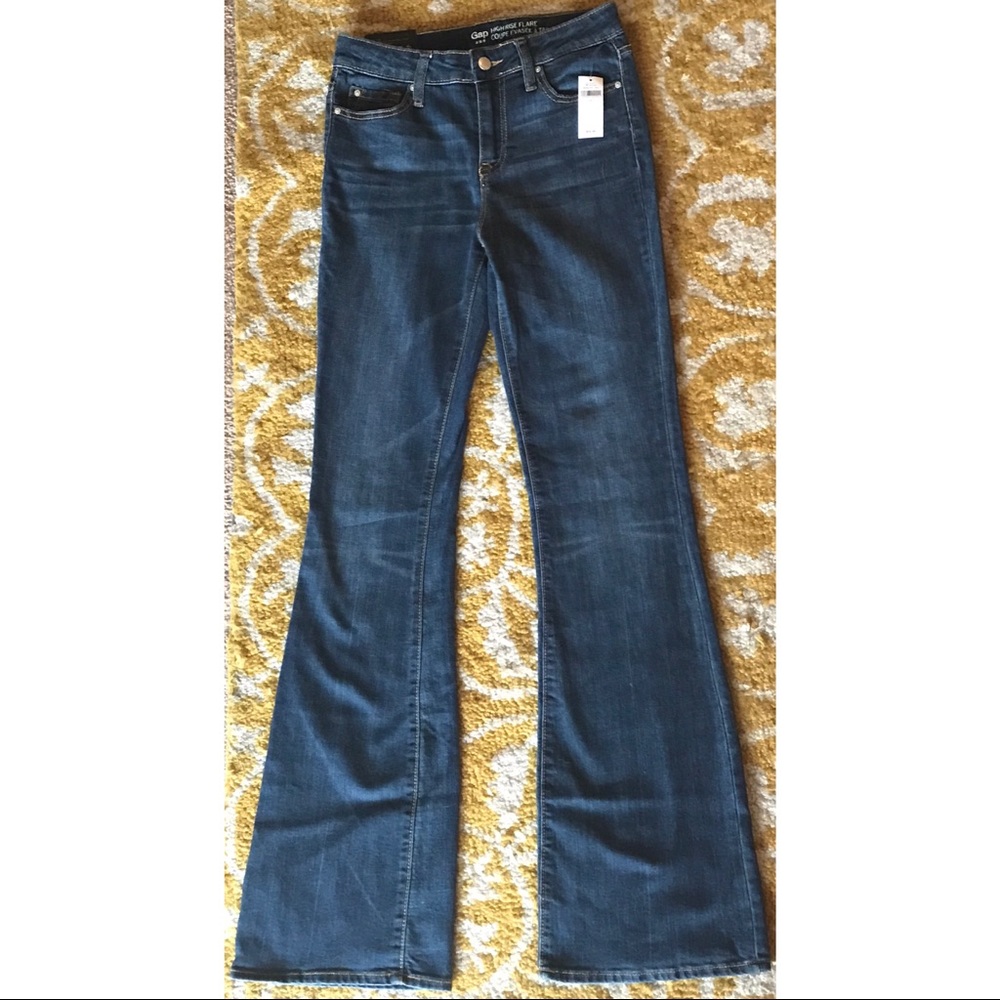 NWT Gap High Rise Flare Jeans