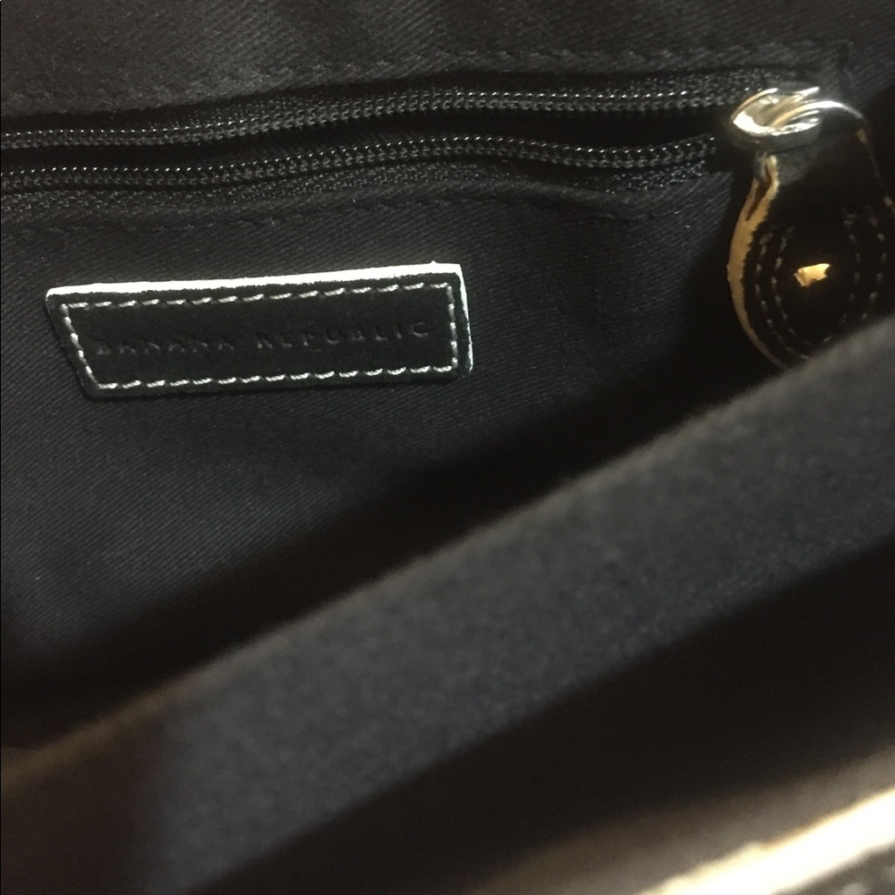 Banana Republic Suede shoulder bag - Picture 3 of 7