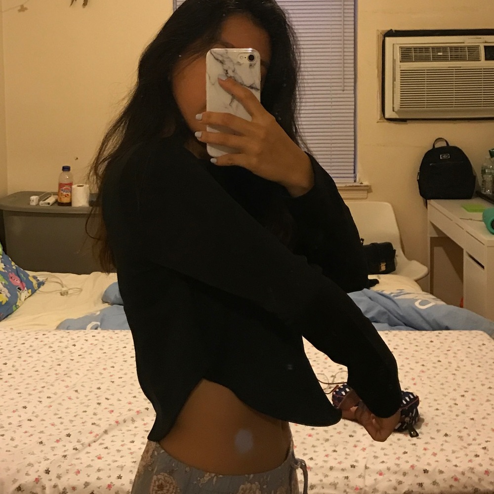 Forever 21 dolphin hem scuba knit long sleeve tee