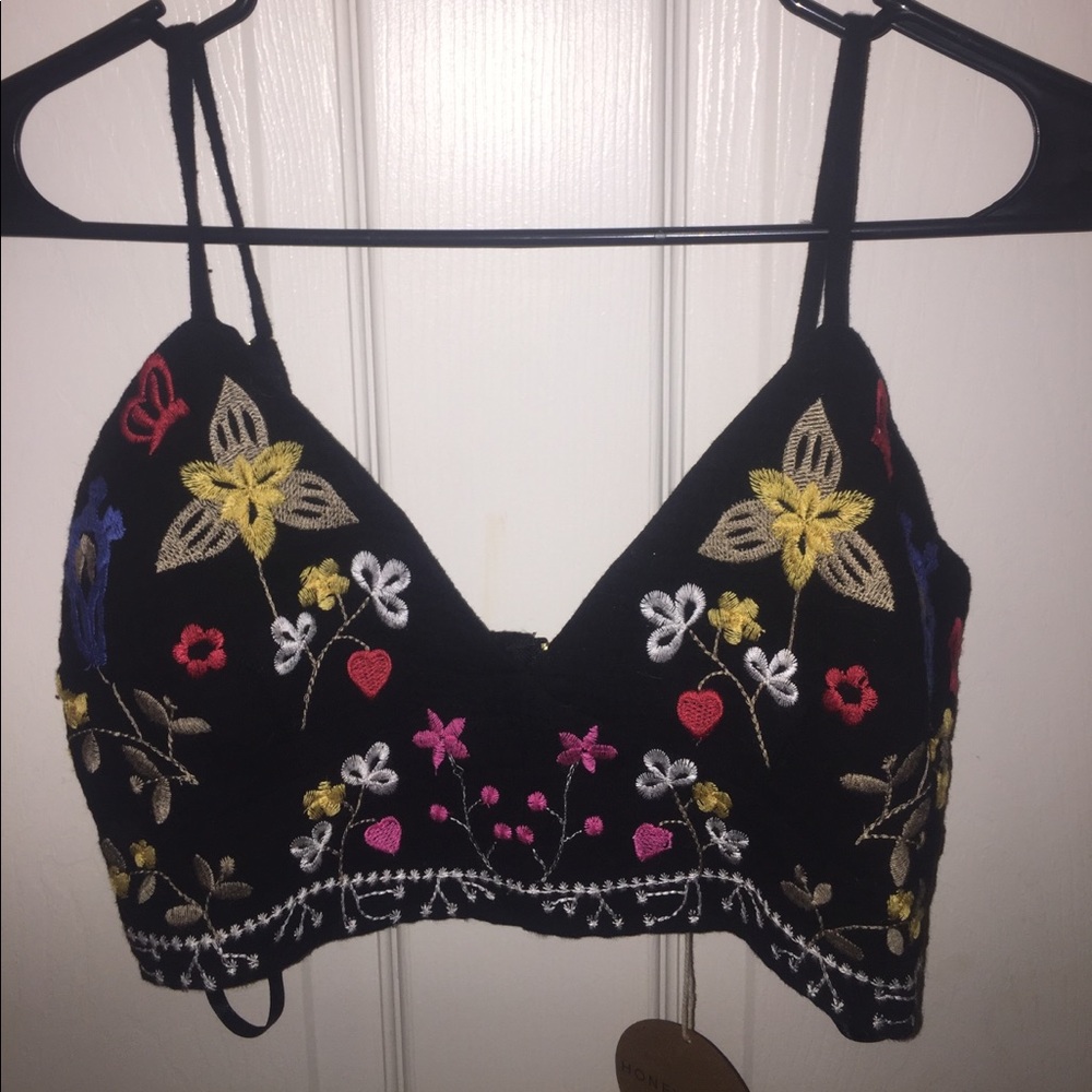 Embroidered Crop Top Small NWT