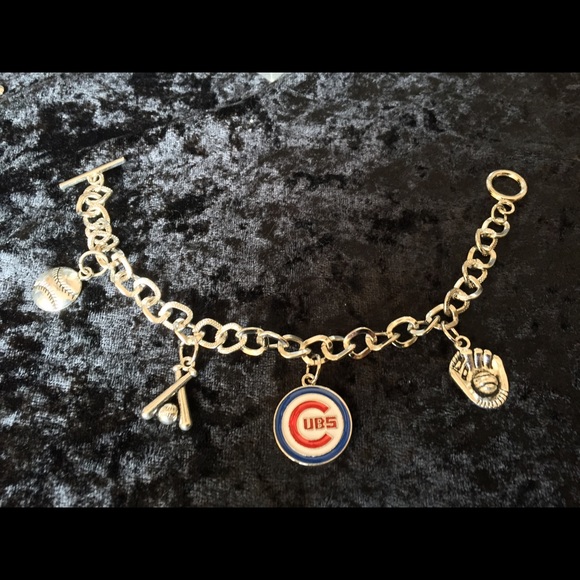 Handcrafted Chicago Cubs Charm Bracelet - Picture 3 of 5