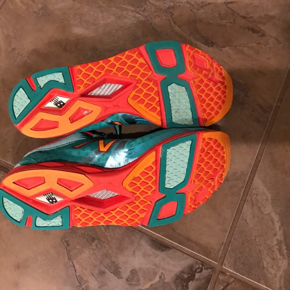 NB aerobic shoes