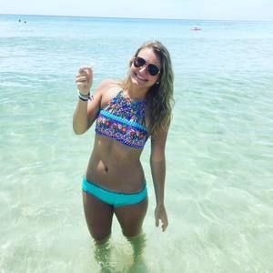 Meet your Posher, Ansley