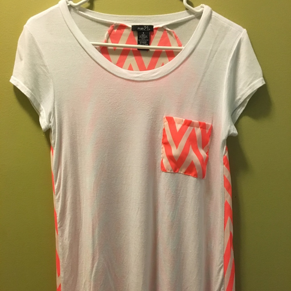 This is a cute stylish shirt from rue 21.