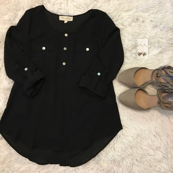 Tops - Black tunic top