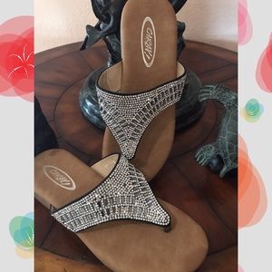 Rhinestone flip flop sandals NEW