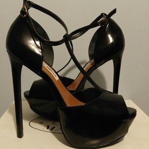 Steve Madden stiletto heels 8.5
