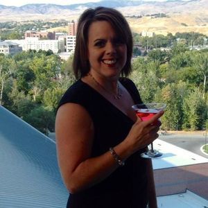 Meet your Posher, Sharon