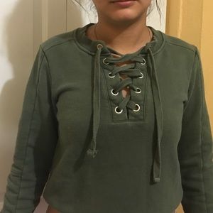 SUPER CUTE LONG SLEEVE TOP