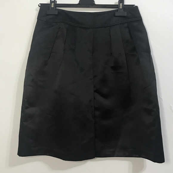 NEW! Ann Taylor Satin Black Skirt Size 2 - Picture 8 of 8