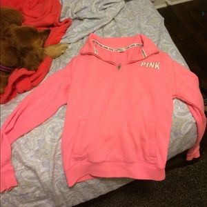 VS PINK 1/4 zip up