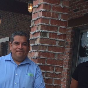 Meet your Posher, Carlos