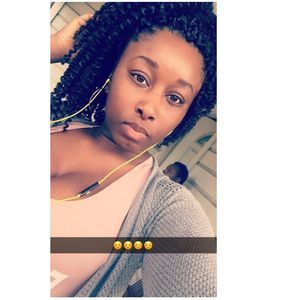 Meet your Posher, Venicia