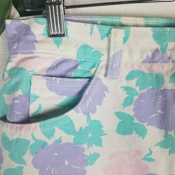 Vintage highwaised Pastel Floral denim penci skirt - Picture 6 of 15