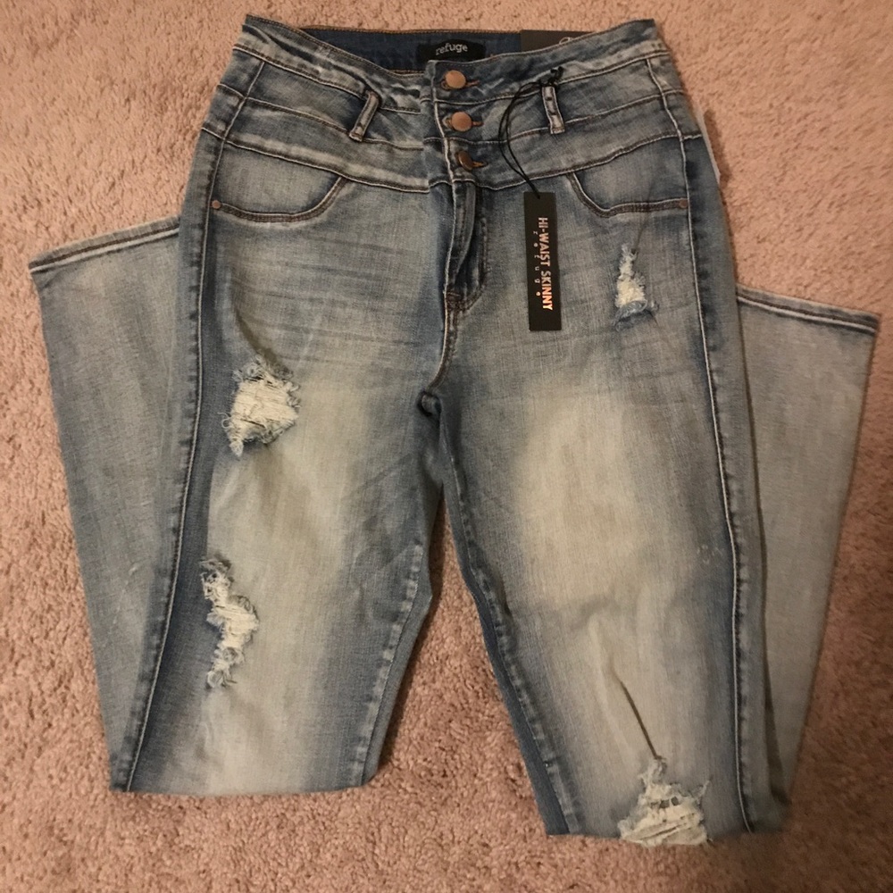 Hi-Waist Skinny Jeans
