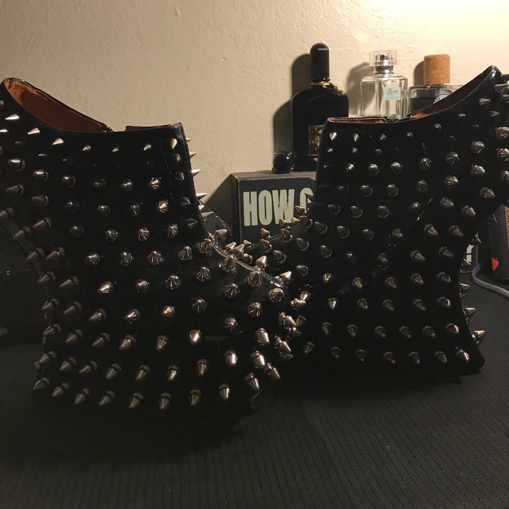 Jeffrey Campbell's Shadow studs.