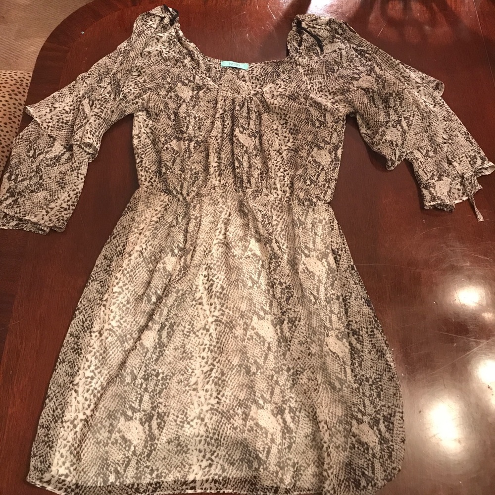 🎉 SALE! Snakeskin Print Dress