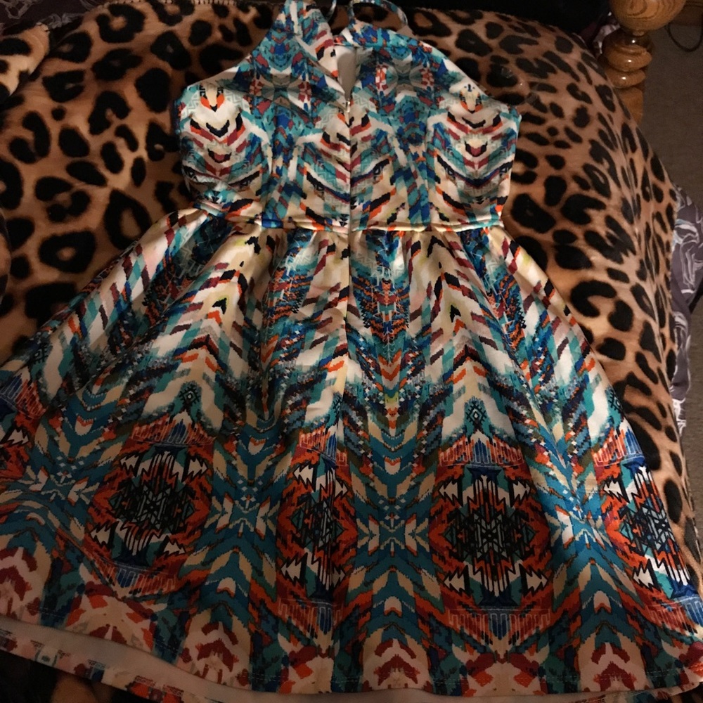 Aztec Patterned Dress - Picture 3 of 3