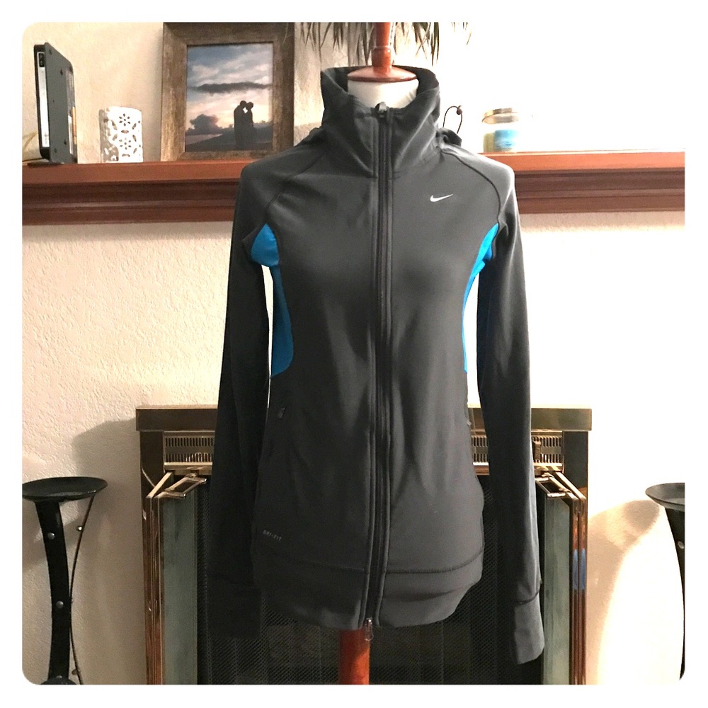 Nike Running Full Zip Hoodie Size M.