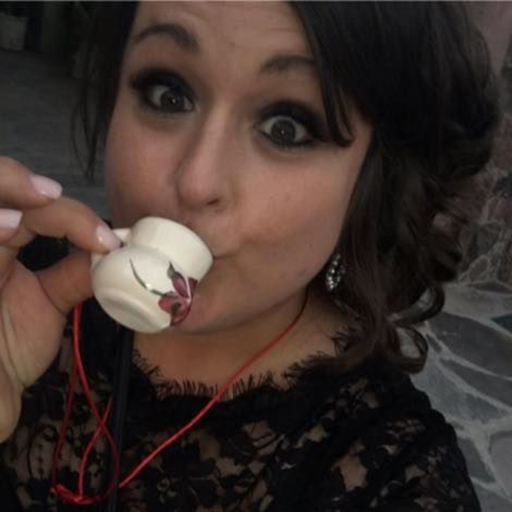 Meet your Posher, Dana