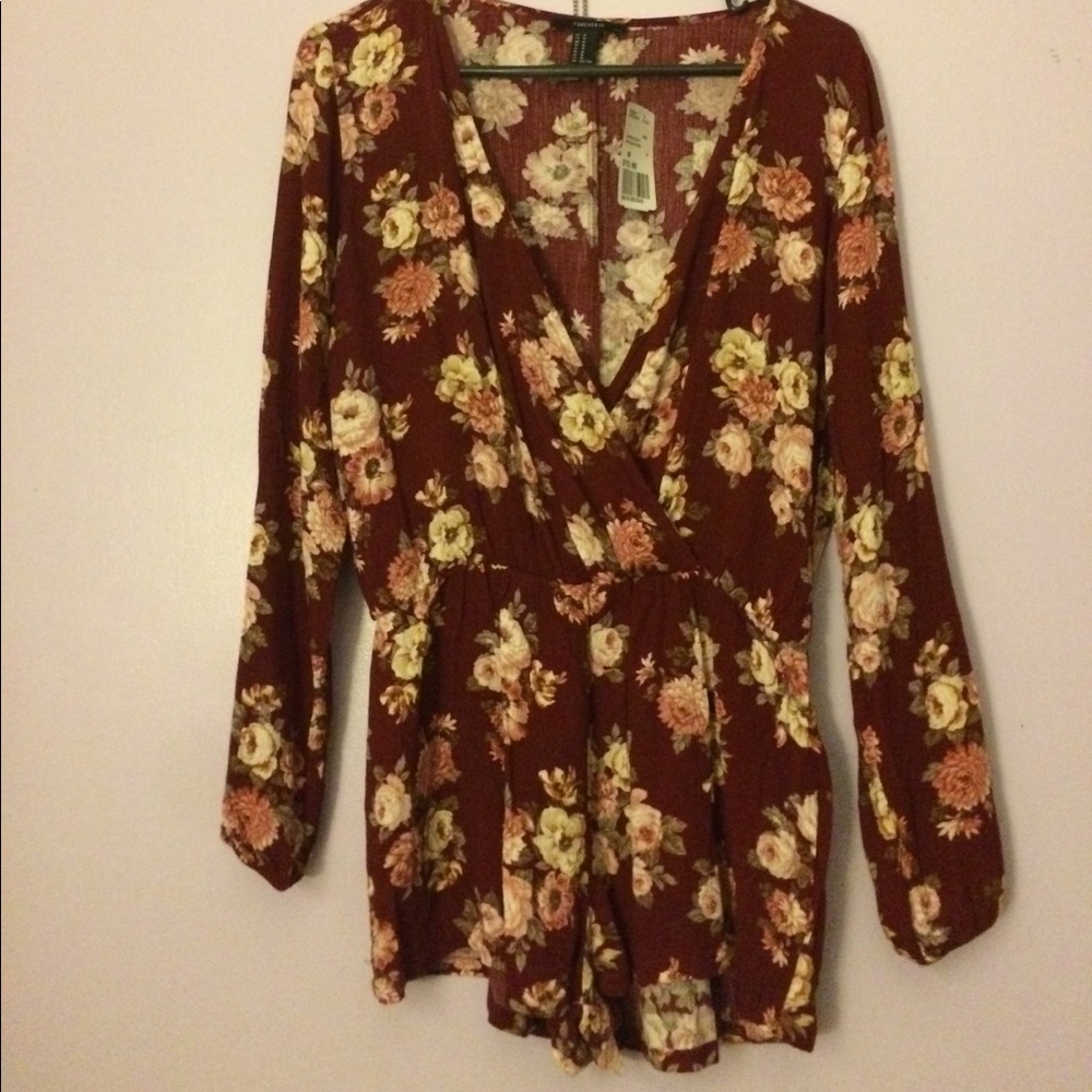 Floral romper NEW🌺🌸💗💕🎉