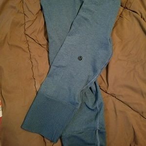 Lululemon size 6