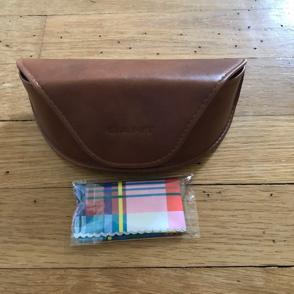 GANT sunglasses case