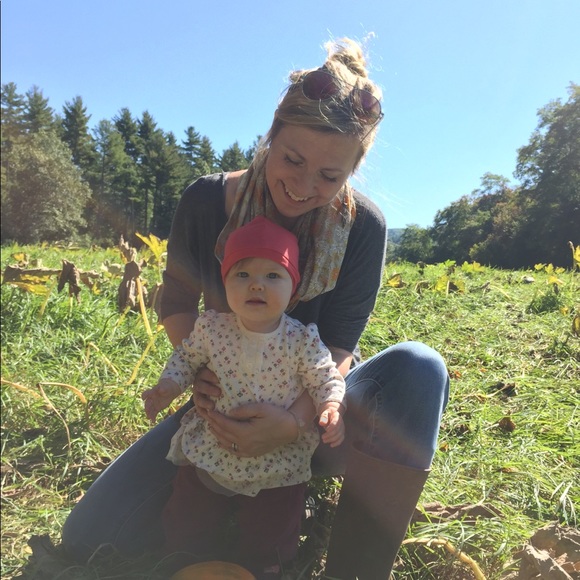 Meet your Posher, Miranda - Picture 3 of 6