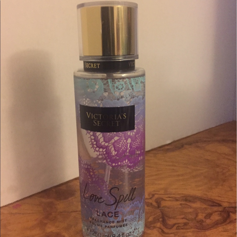 (SOLD) Victoria's Secret Love Spell Lace Mist