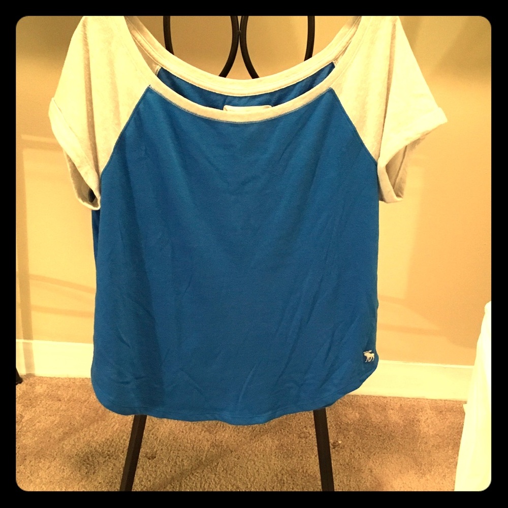 Abercrombie and Fitch T-Shirt