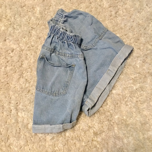 ❌VINTAGE SHORTS❌ - Picture 3 of 3