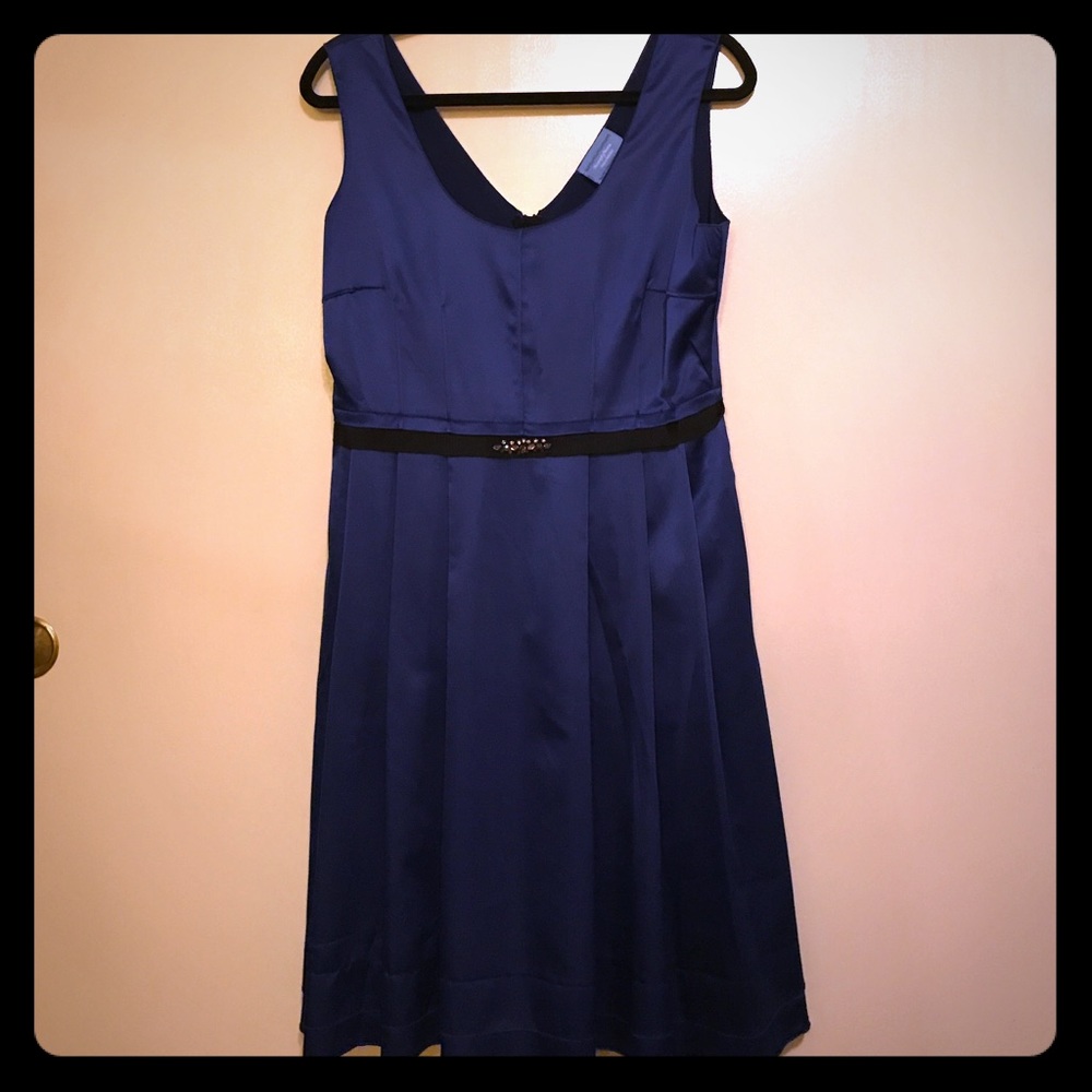 Simply Vera Wang dress with pockets!