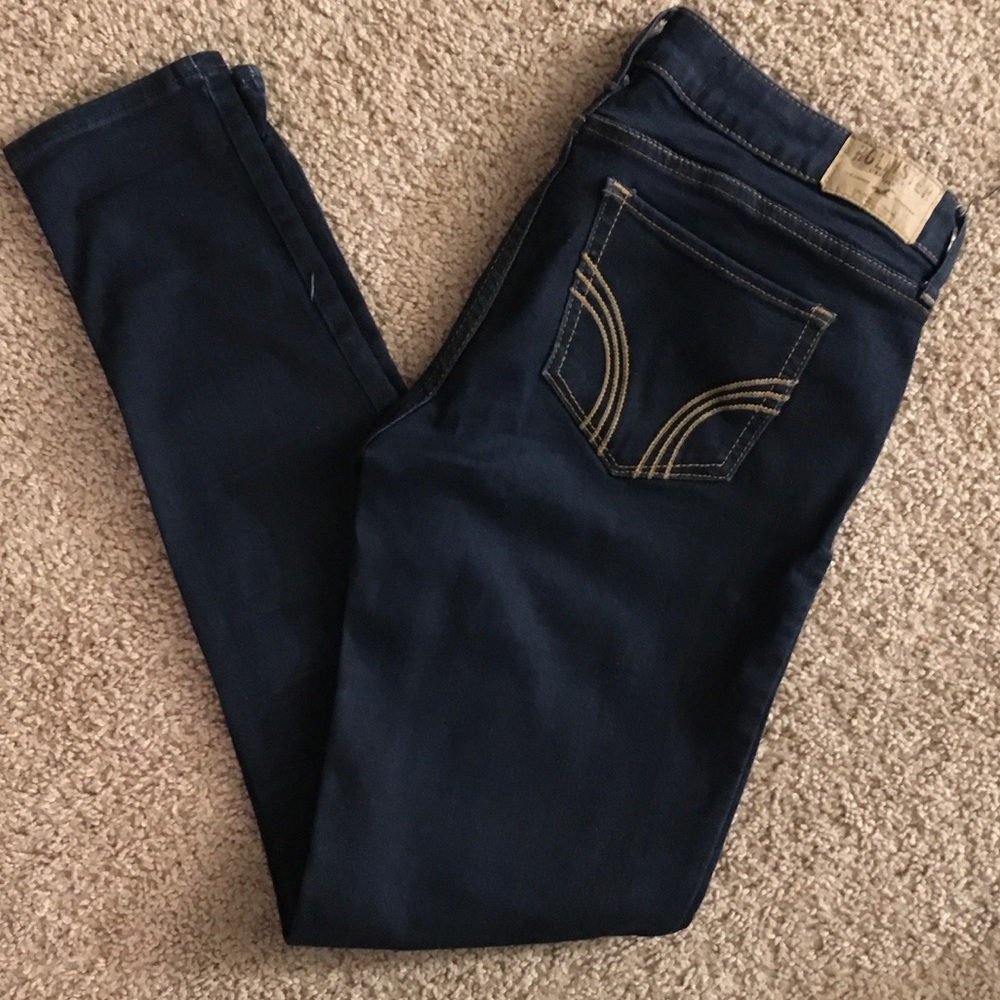 Hollister Dark Wash Skinnies