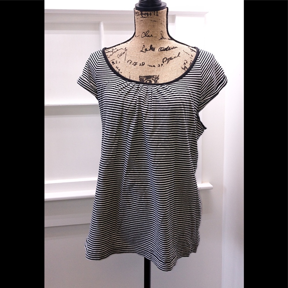 LAST CHANCE SALE! Short Sleeved B&W Striped Tee