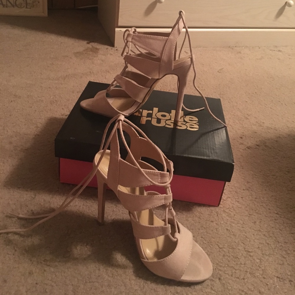 WORN ONCE Nude lace up heels