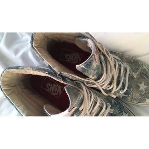 VANS red white and blue stars SIZE 8.5 women