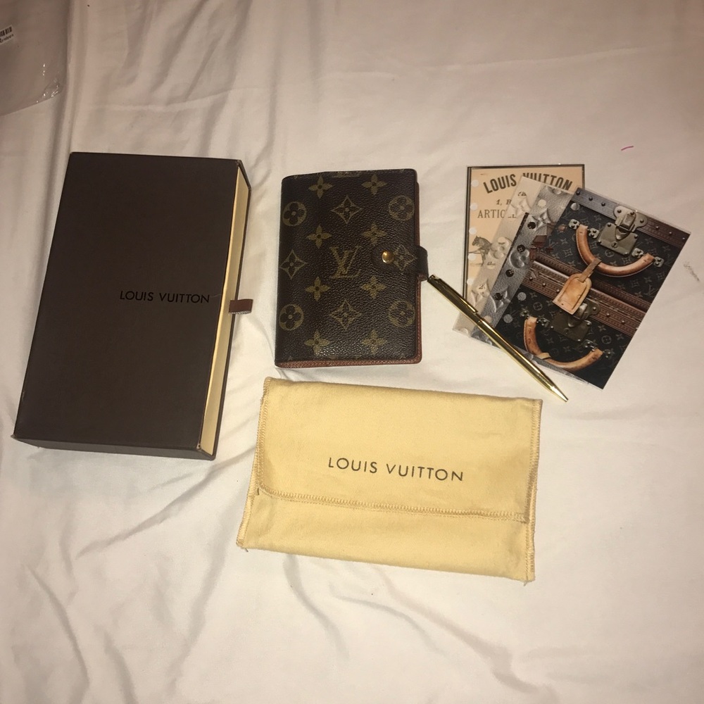 Louis Vuitton Agenda PM
